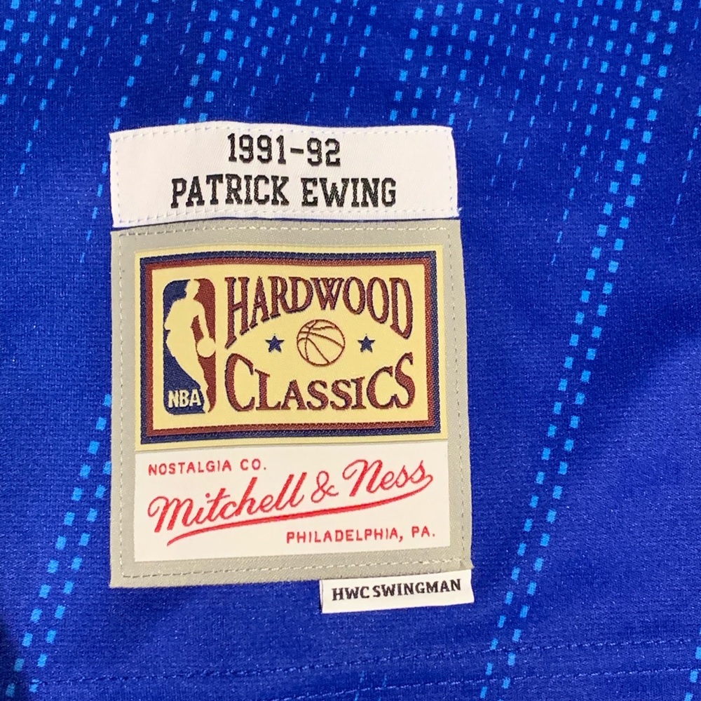 Mitchell & Ness New York Knicks 1991-92 NBA Retro Jersey - Picture 5 of 12